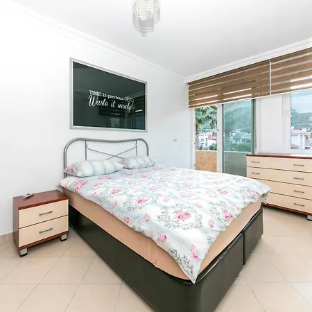 Mo Daily Weekly Villa *